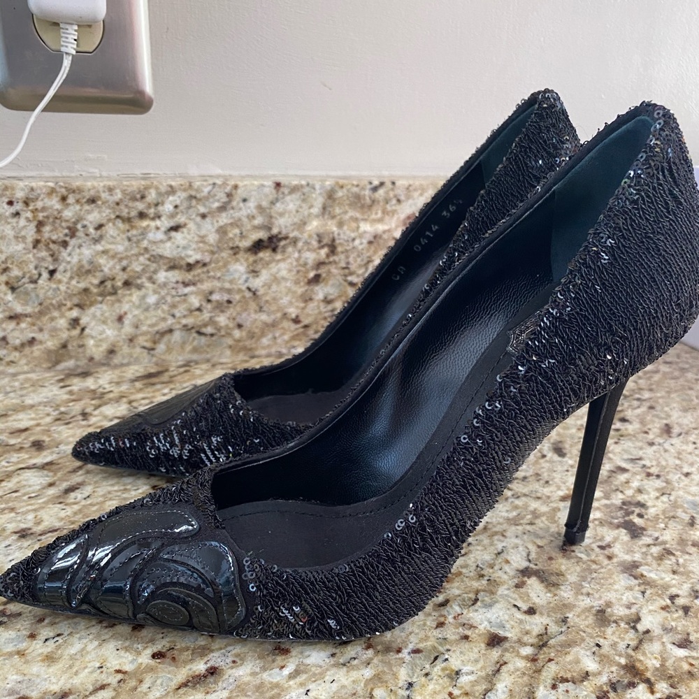 “DIOR ROSE PUMP”. 900 blk 6.5 (36.5) - Picture 2 of 8